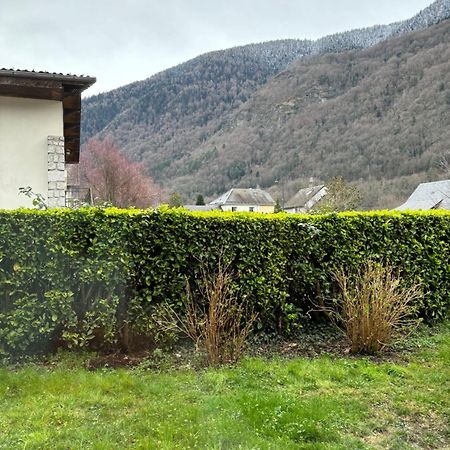 L'Oursiere A Saint Mamet Apartman Kültér fotó