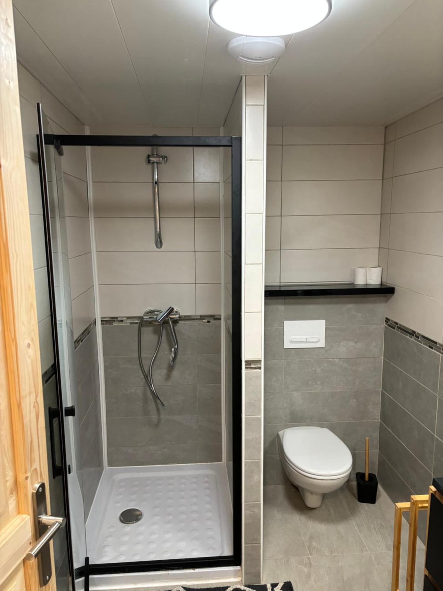 L'Oursiere A Saint Mamet Apartman Kültér fotó